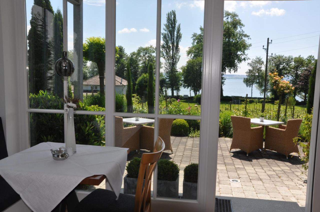 Appartementhotel Roehrenbach Именстад ам Бодензе Екстериор снимка