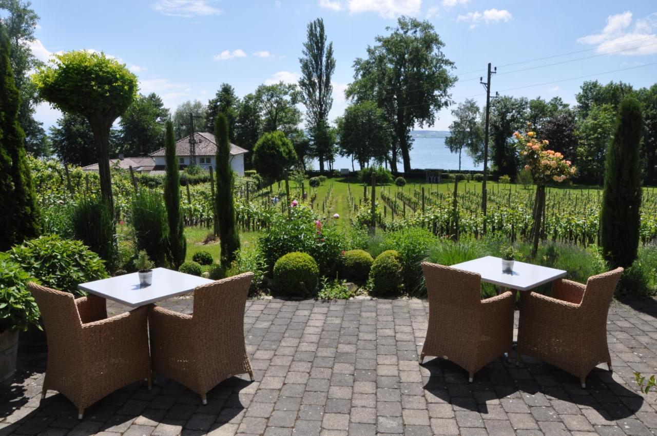 Appartementhotel Roehrenbach Именстад ам Бодензе Екстериор снимка