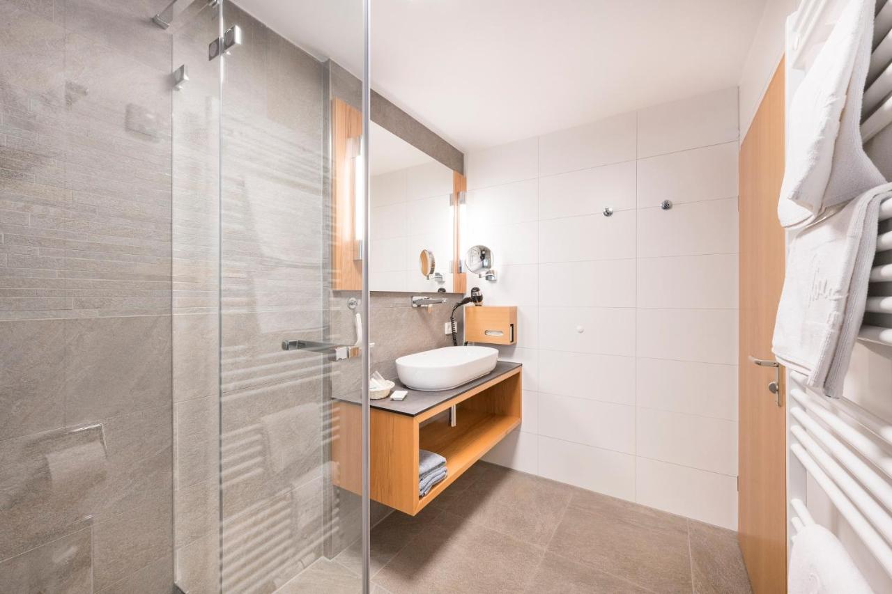 Appartementhotel Roehrenbach Именстад ам Бодензе Екстериор снимка
