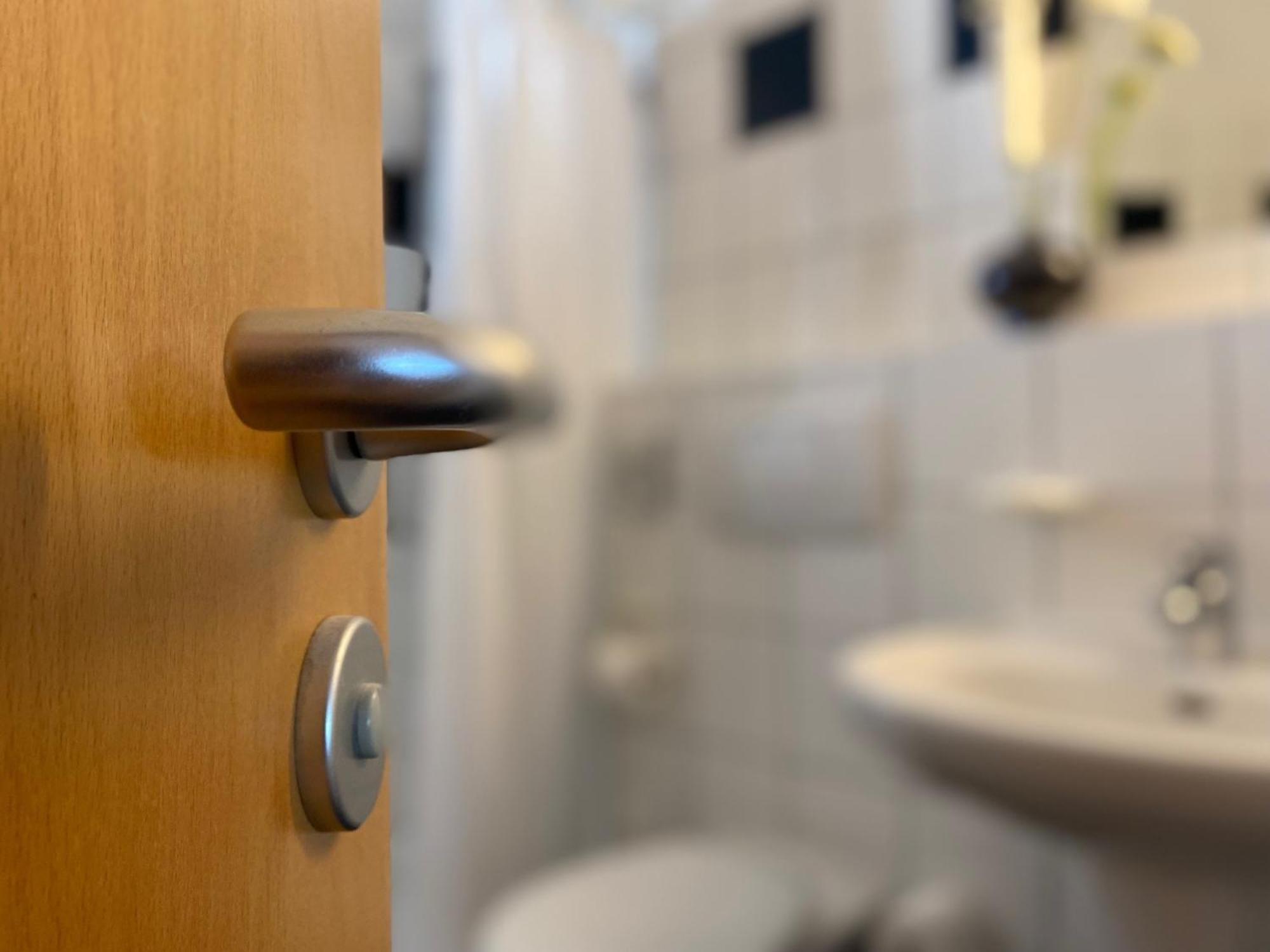 Appartementhotel Roehrenbach Именстад ам Бодензе Екстериор снимка